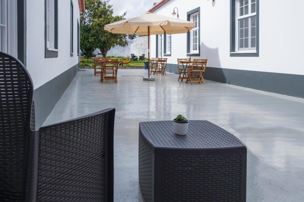 Cc Guest House - "Ao Mercado" ปอนตาเดลกาดา ภายนอก รูปภาพ