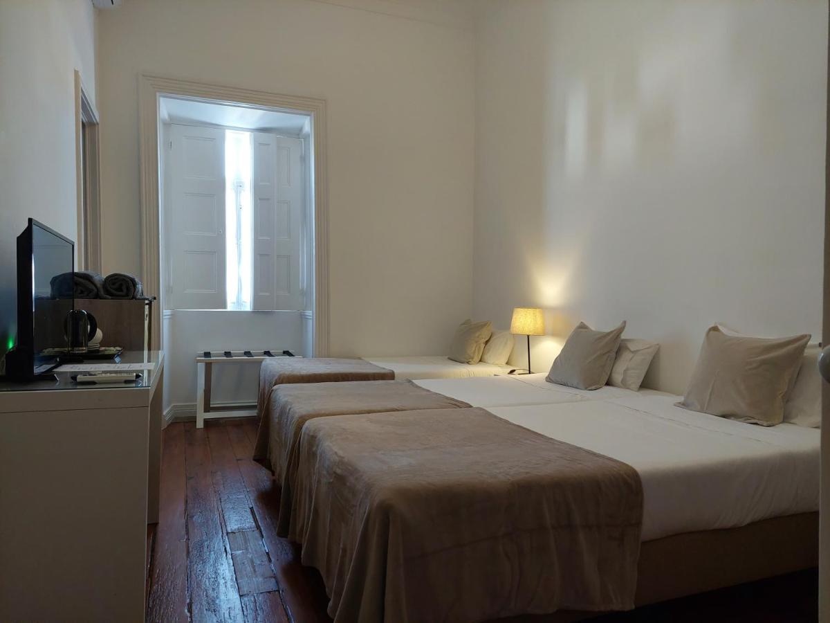 Cc Guest House - "Ao Mercado" ปอนตาเดลกาดา ภายนอก รูปภาพ