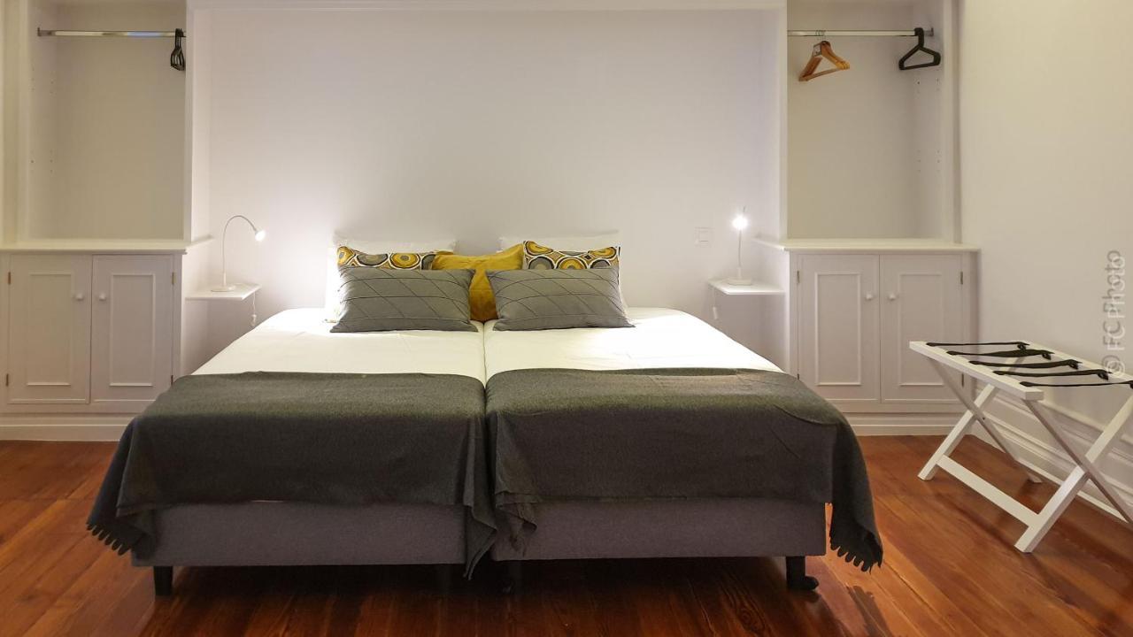 Cc Guest House - "Ao Mercado" ปอนตาเดลกาดา ภายนอก รูปภาพ