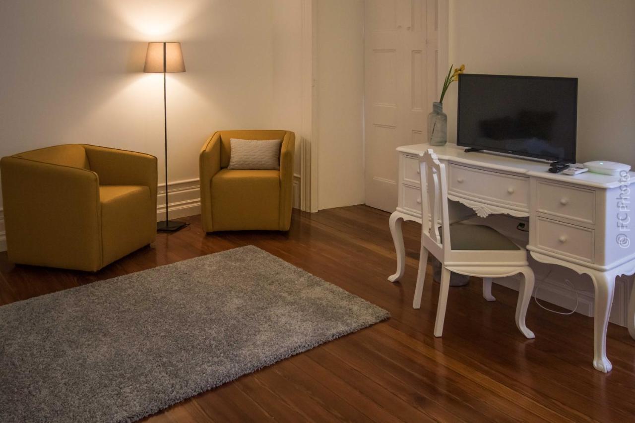 Cc Guest House - "Ao Mercado" ปอนตาเดลกาดา ภายนอก รูปภาพ