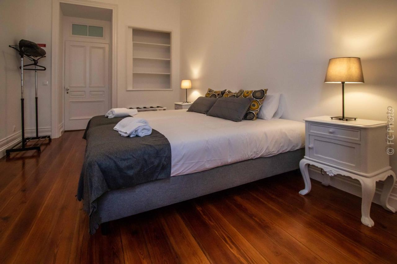 Cc Guest House - "Ao Mercado" ปอนตาเดลกาดา ภายนอก รูปภาพ